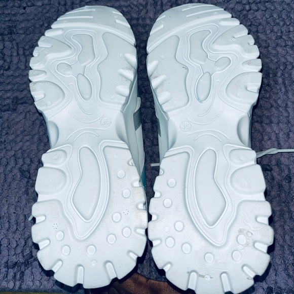 NWOT SHOE❤️fixed price ❤️ - Picture 4 of 6